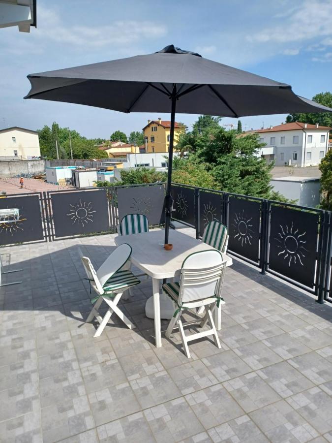 Alessietto Apartment Verona Bagian luar foto
